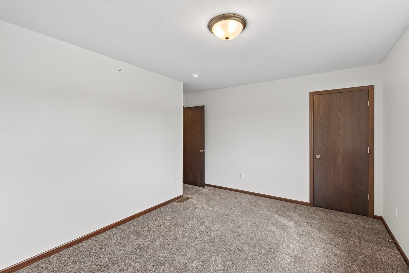 Pineview Townhomes photo 12