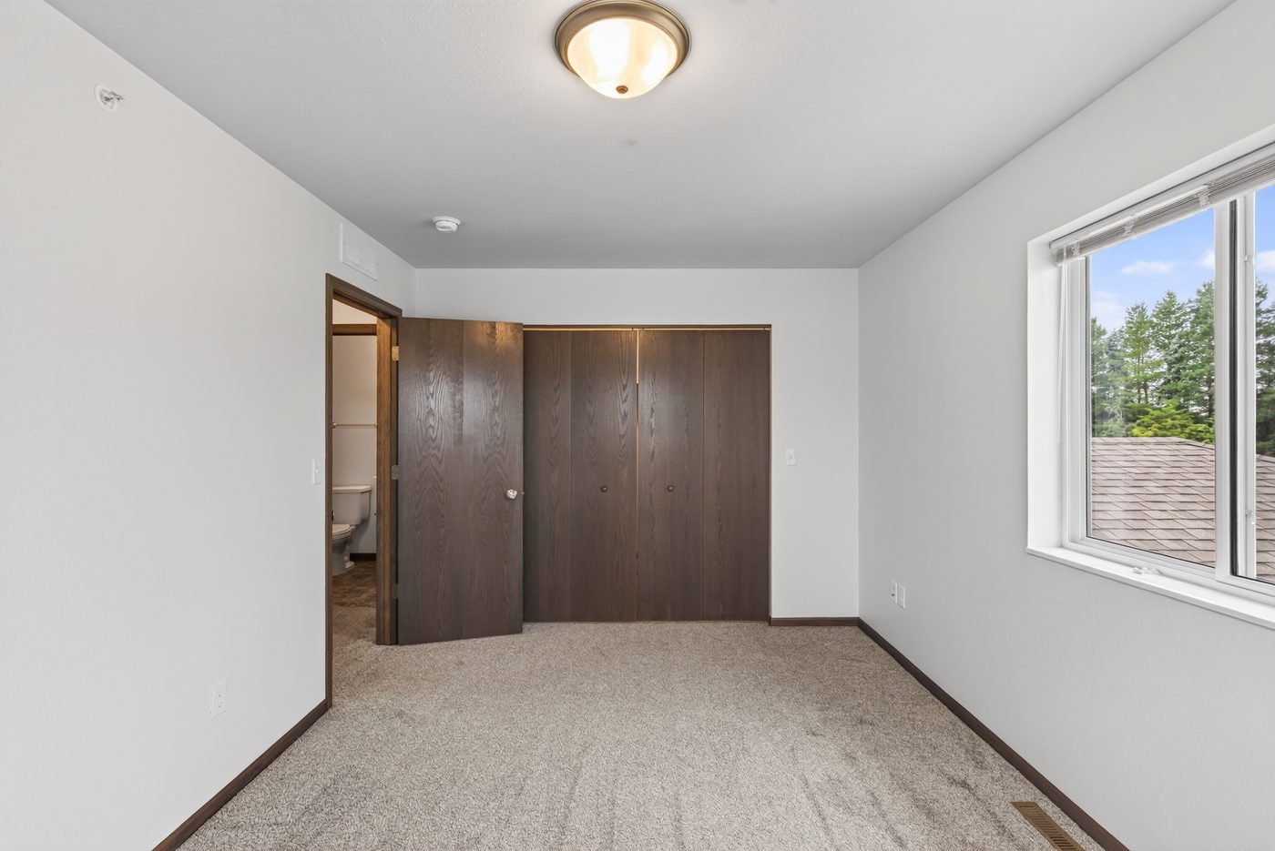 Pineview Townhomes photo 14