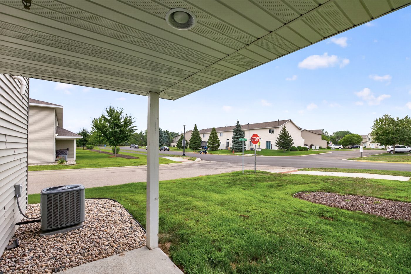 Pineview Townhomes photo 24