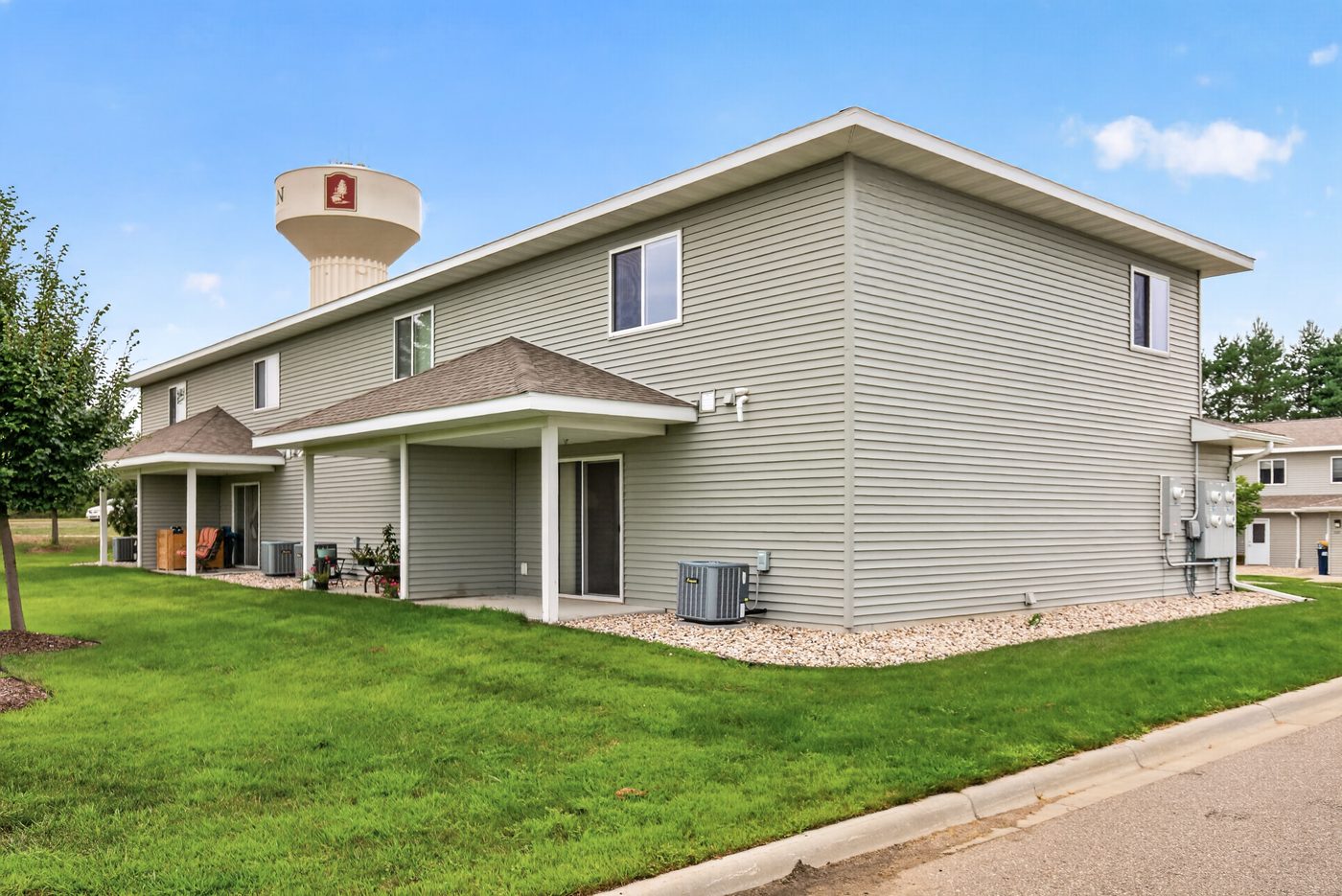 Pineview Townhomes photo 26