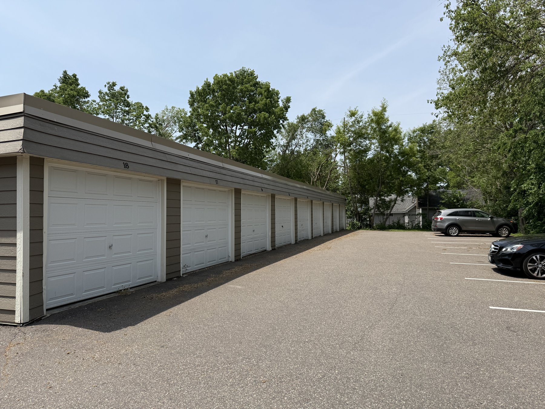The Pointe Apartments exterior