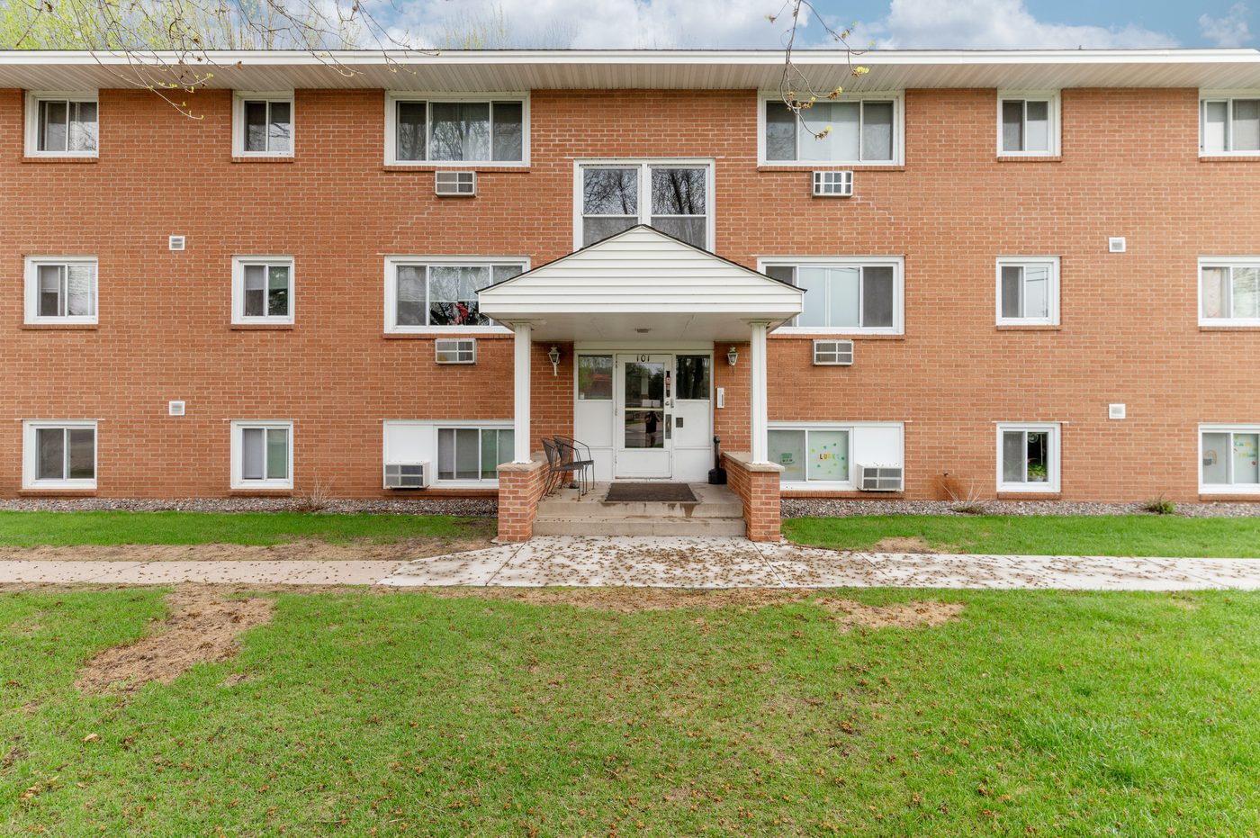 Riverway 101 Dayton Road exterior photo 4