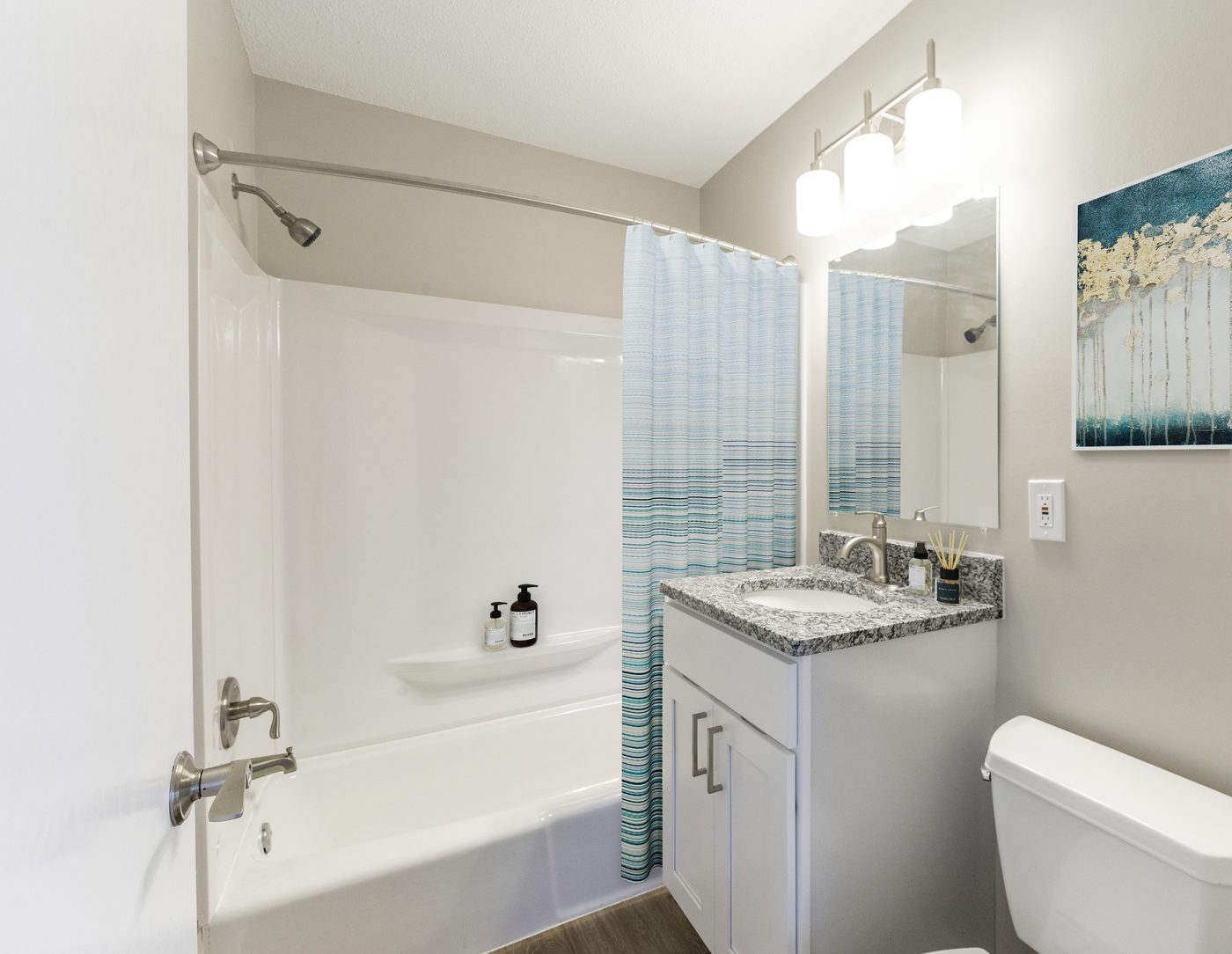 River Elm Apartments furnished photo 6
