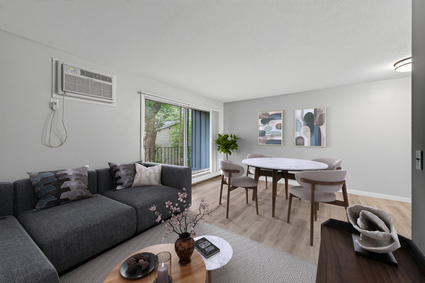SkyHill Apartments living area photo 2